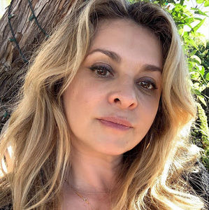 Meet your Posher, Lita